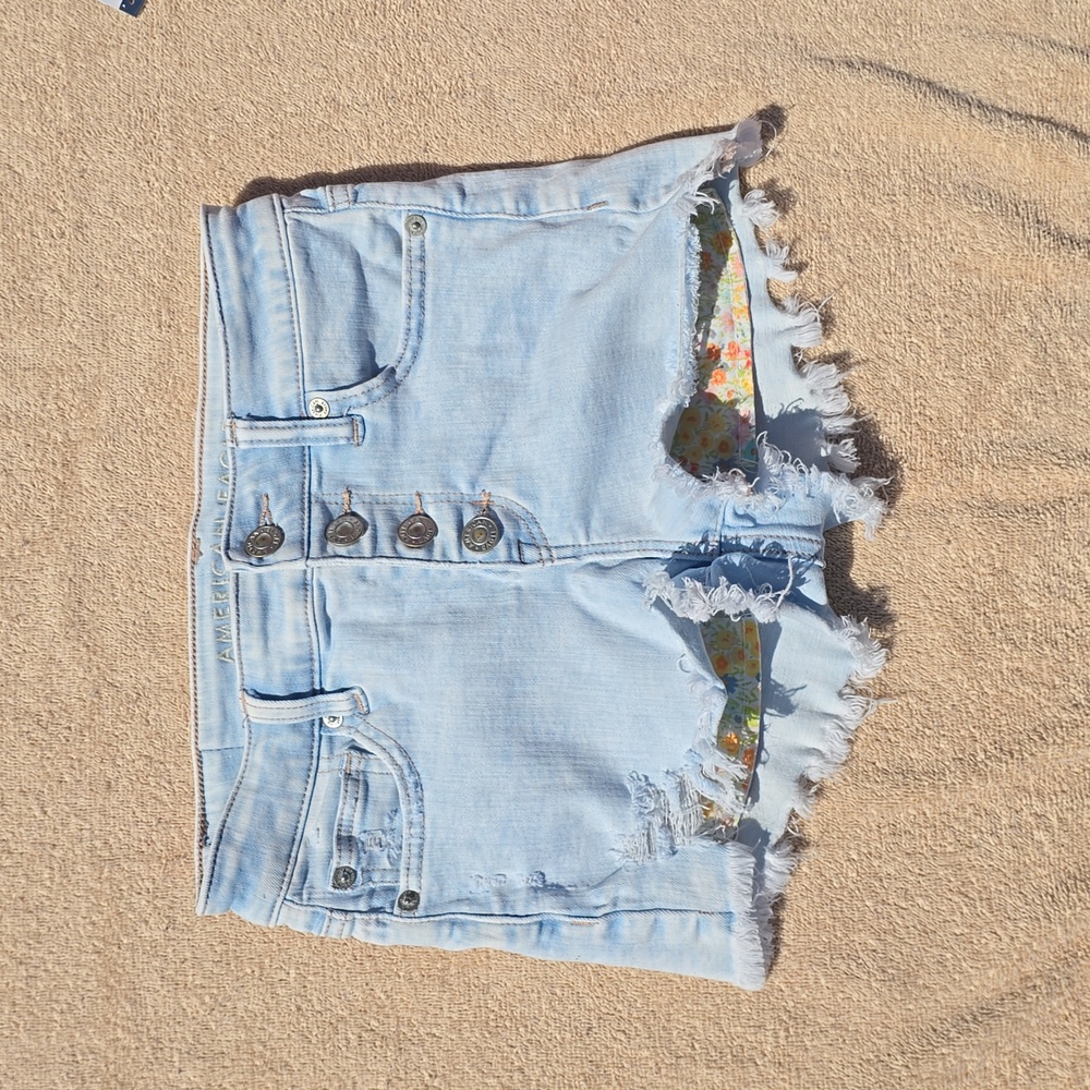 American Eagle High Rise Shortie